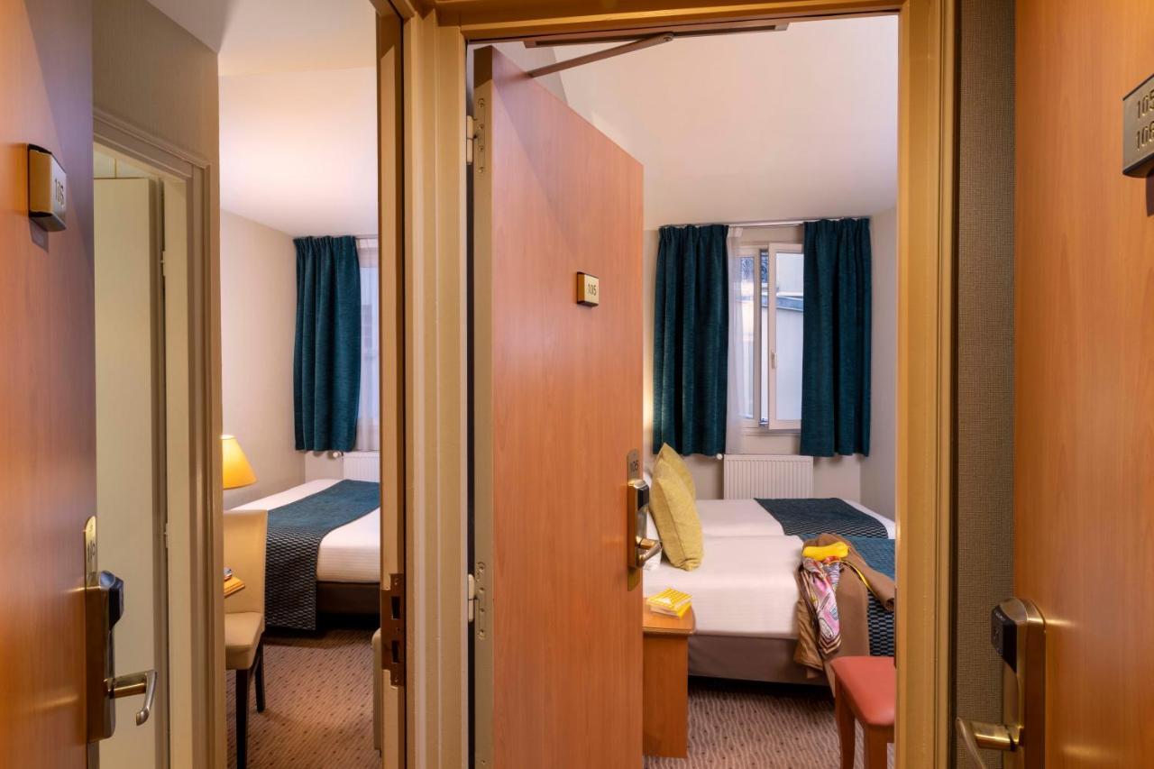 Zimmer mit Verbindungstür