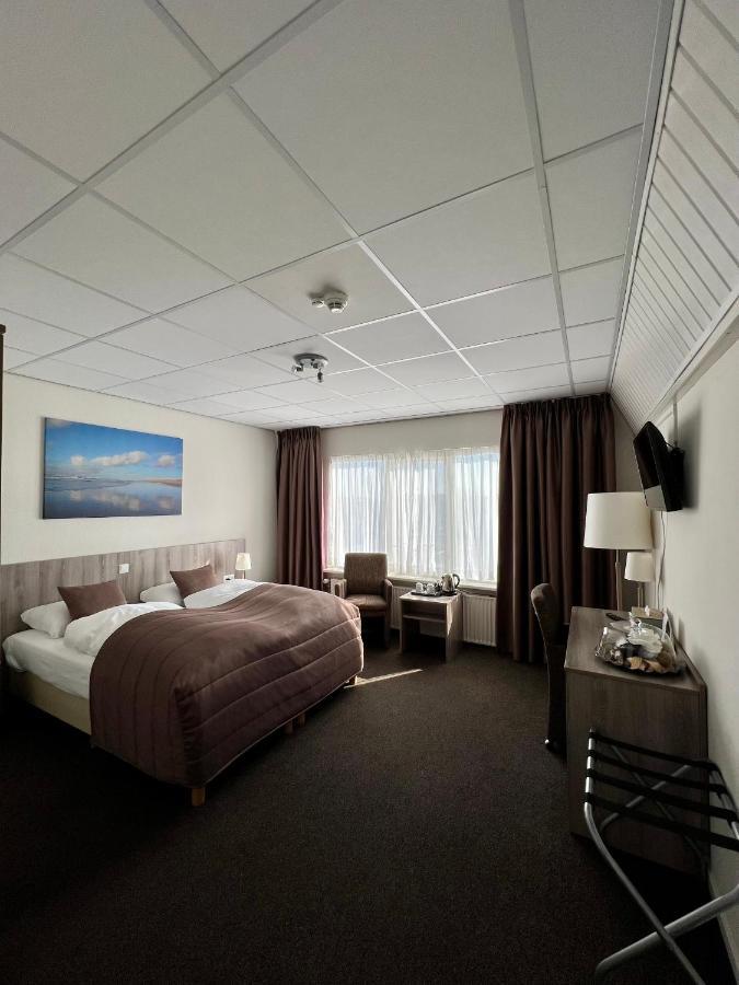 Executive Suite,1193402173:JPEG
