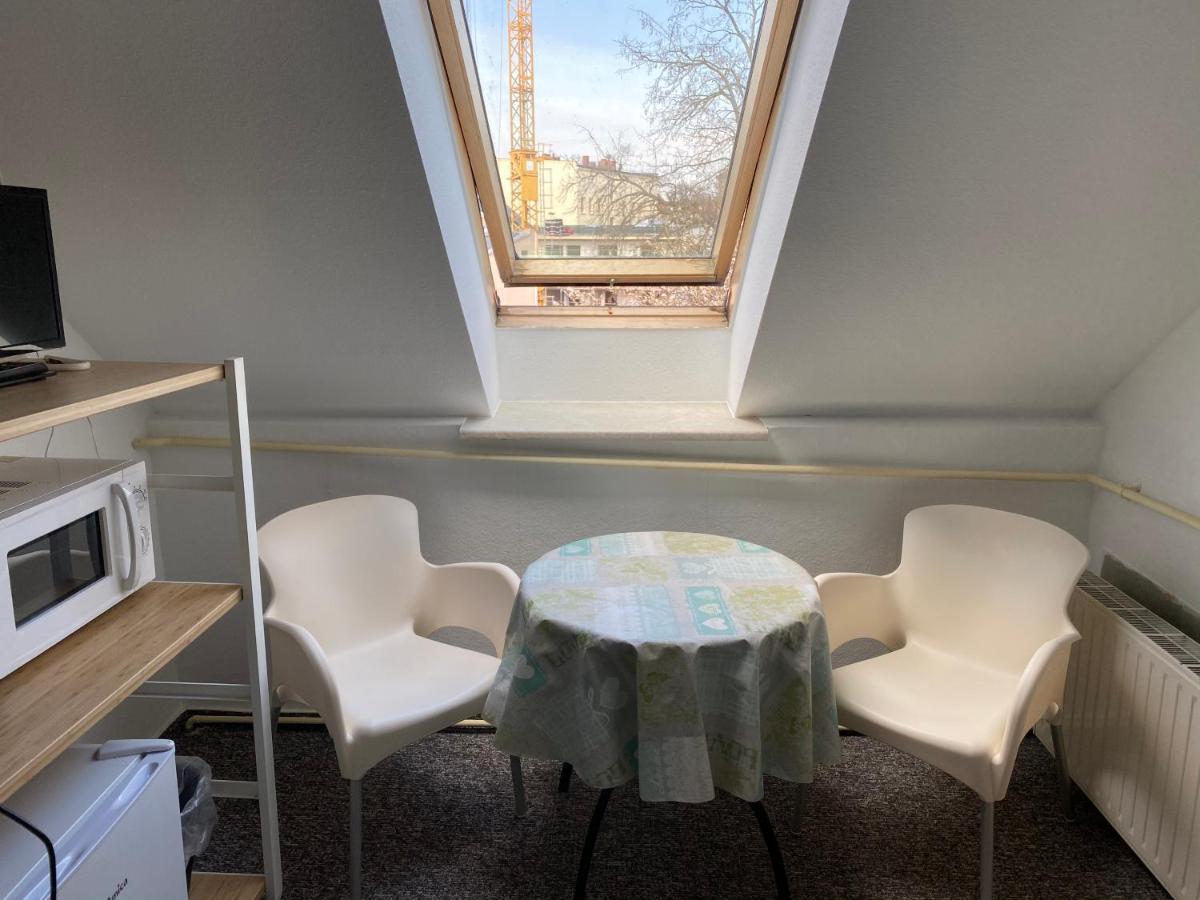 Standard Einzelzimmer mit Gemeinschaftsbad