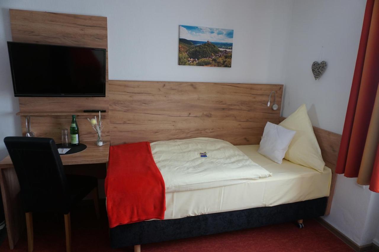 Zweibettzimmer mit Gemeinschaftsbad