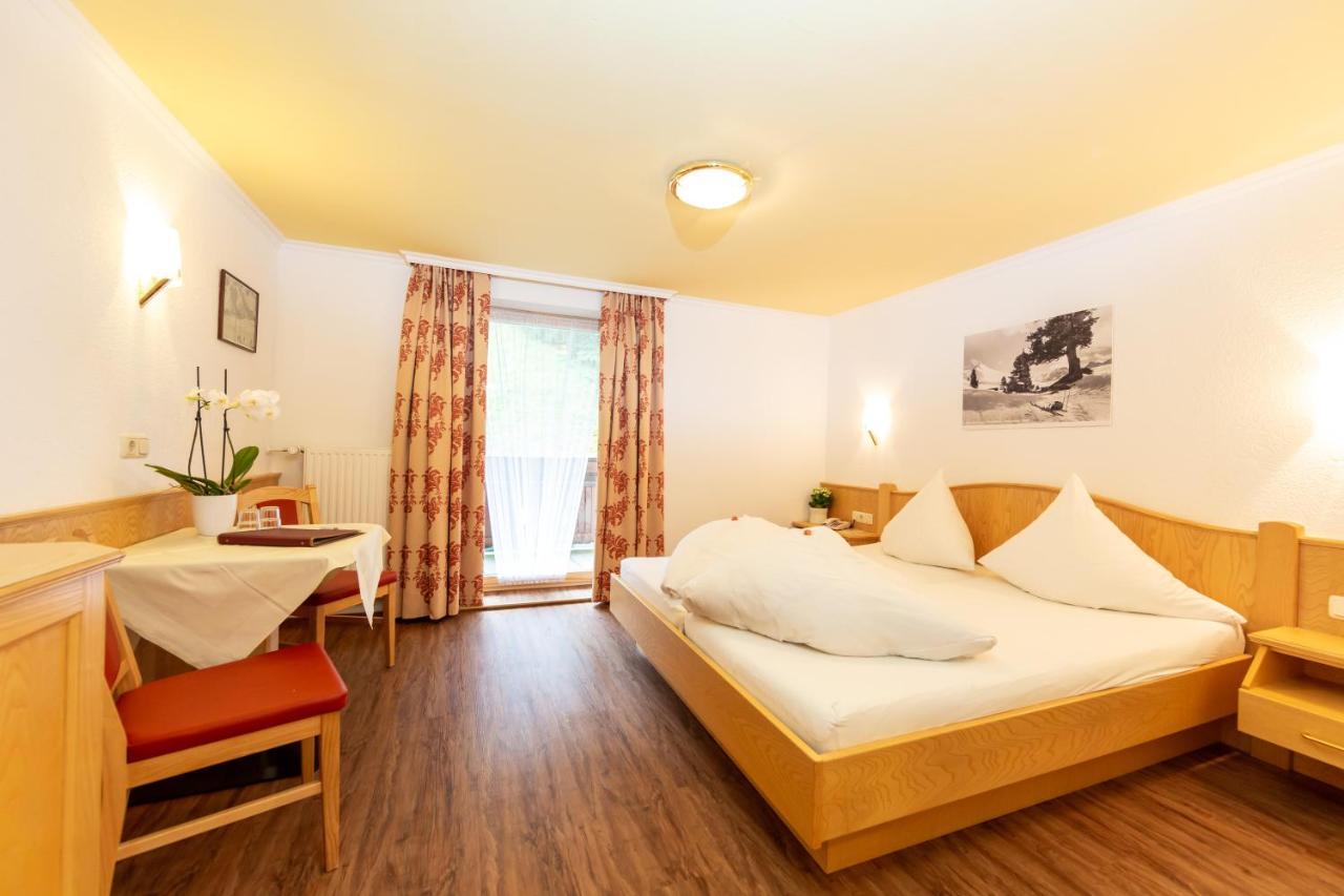 Dreibettzimmer