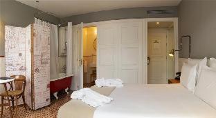 Superior Doppel- oder Zweibettzimmer mit frei stehender Badewanne