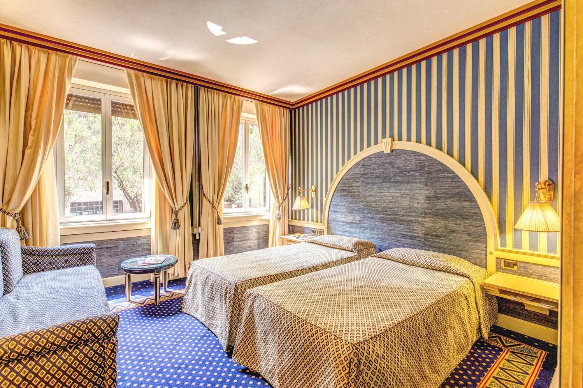 Dreibettzimmer