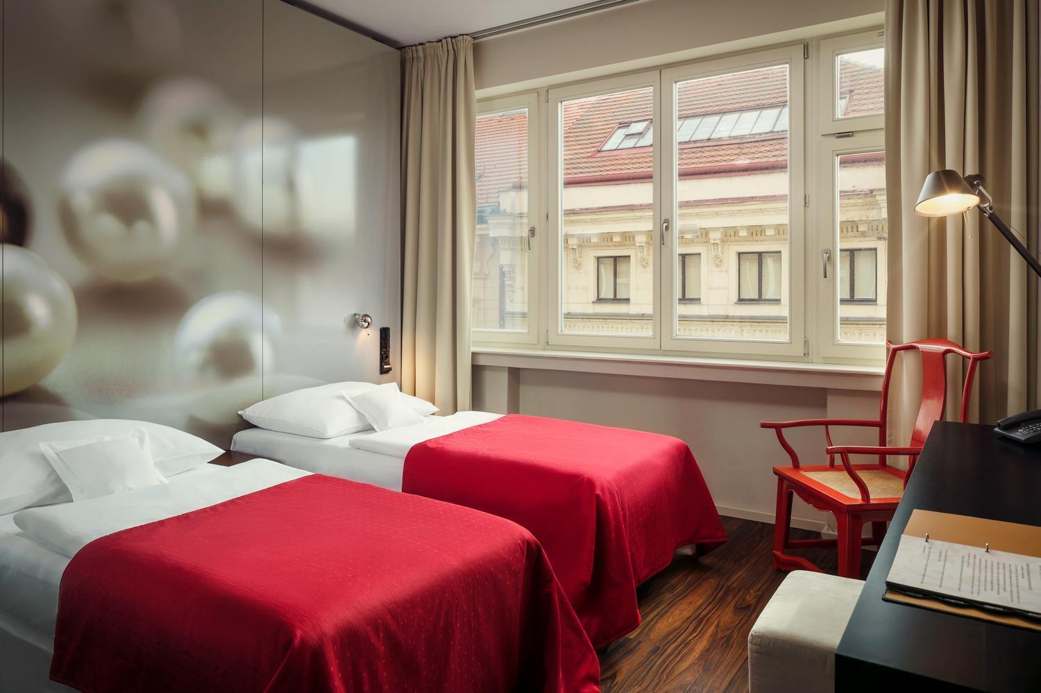 Doppel- oder Zweibettzimmer