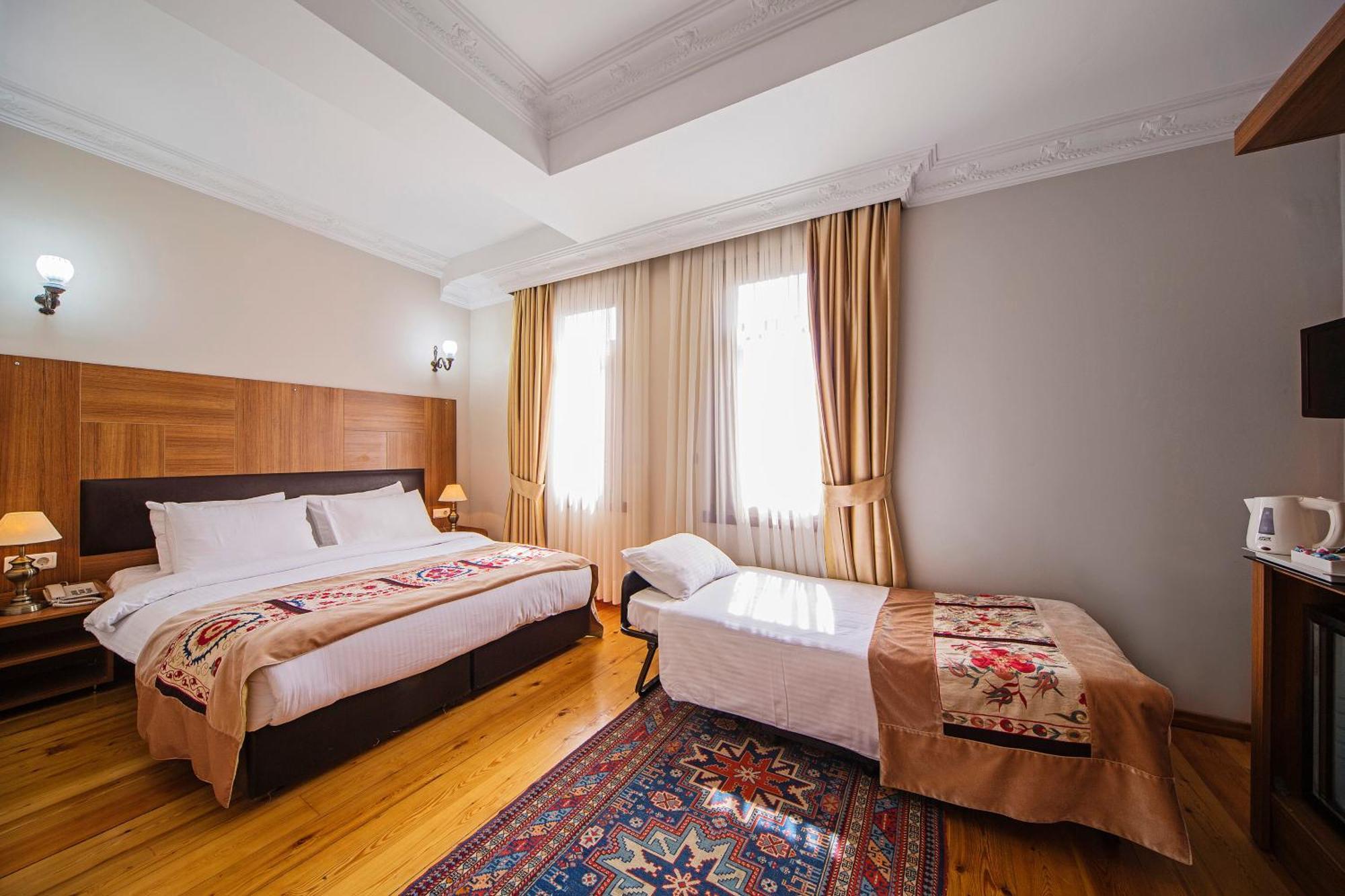 Dreibettzimmer