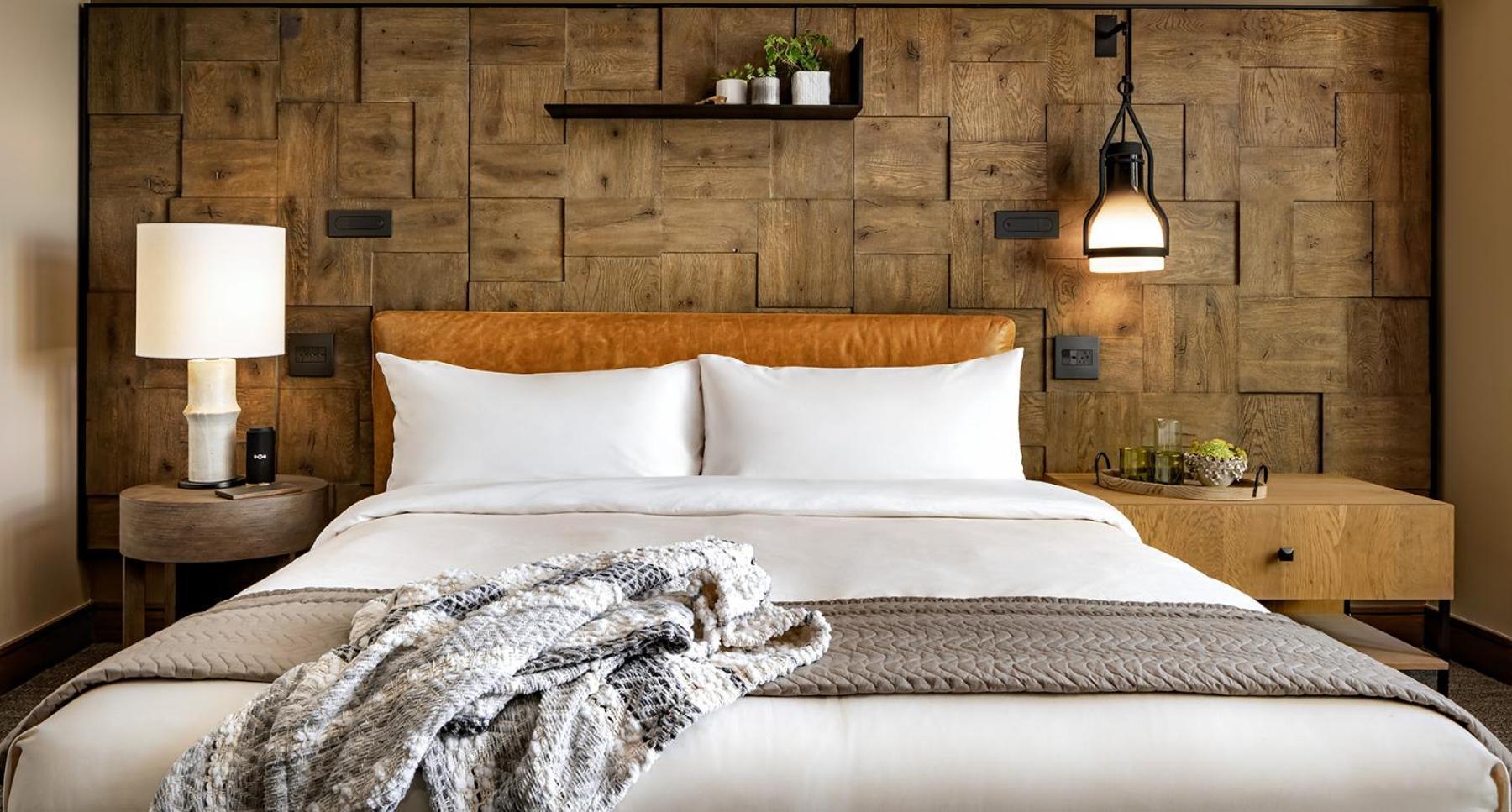 City King Room with Sofa Bed