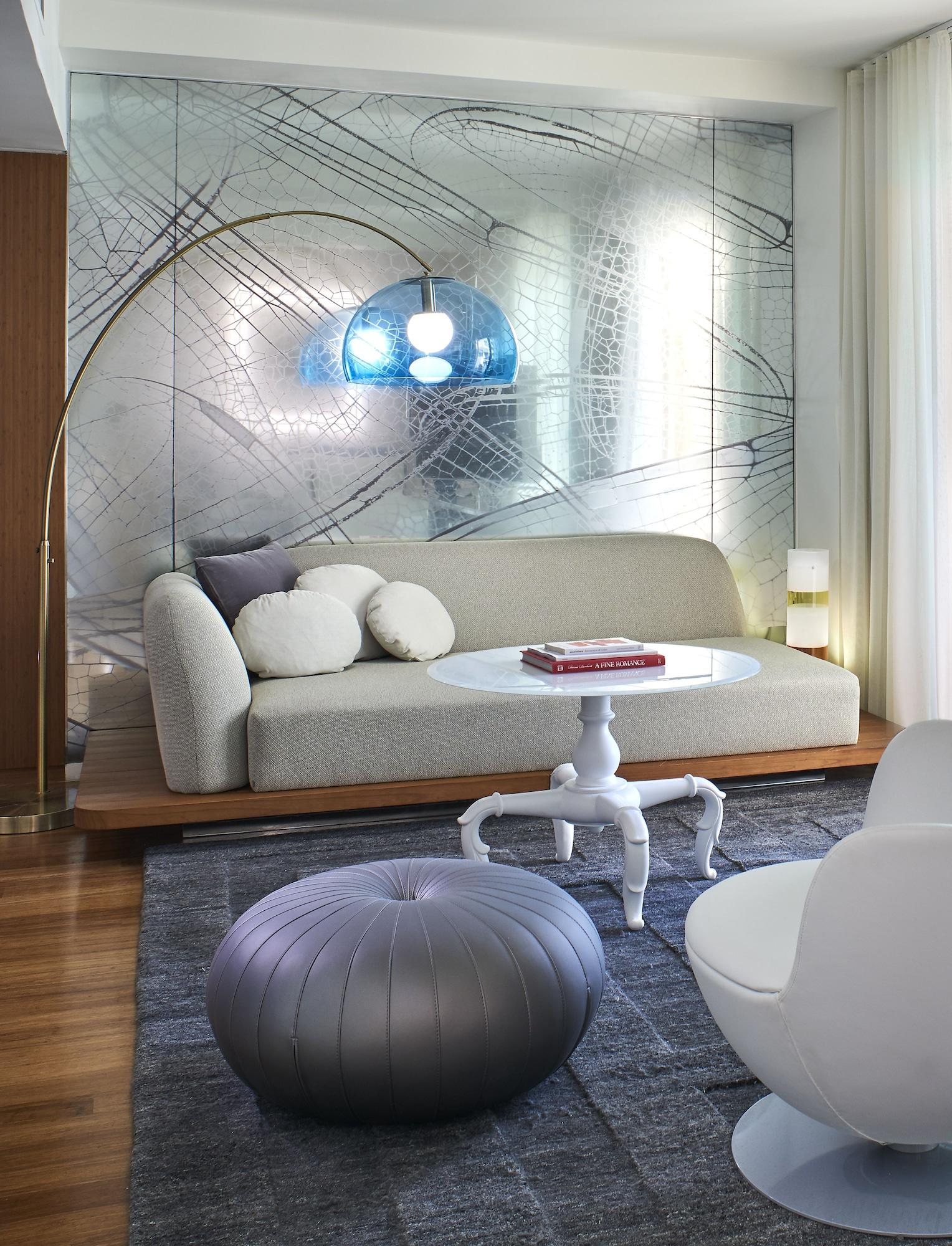 Studio-Suite mit Kingsize-Bett und Balkon