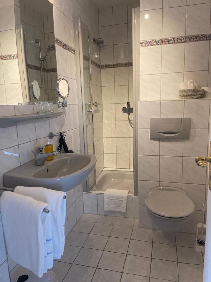 Doppelzimmer mit Balkon
