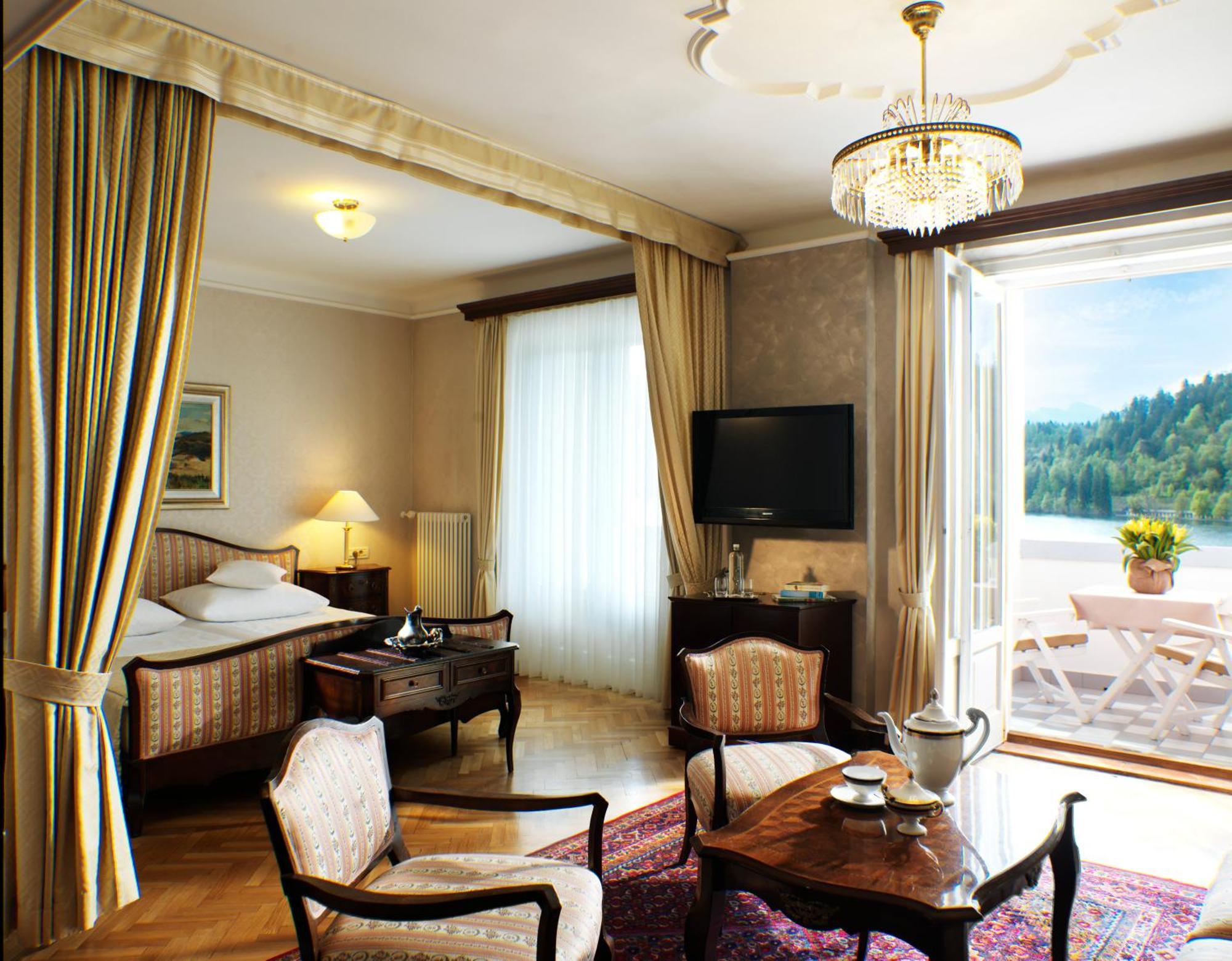 Suite mit Seeblick und Zustellbett