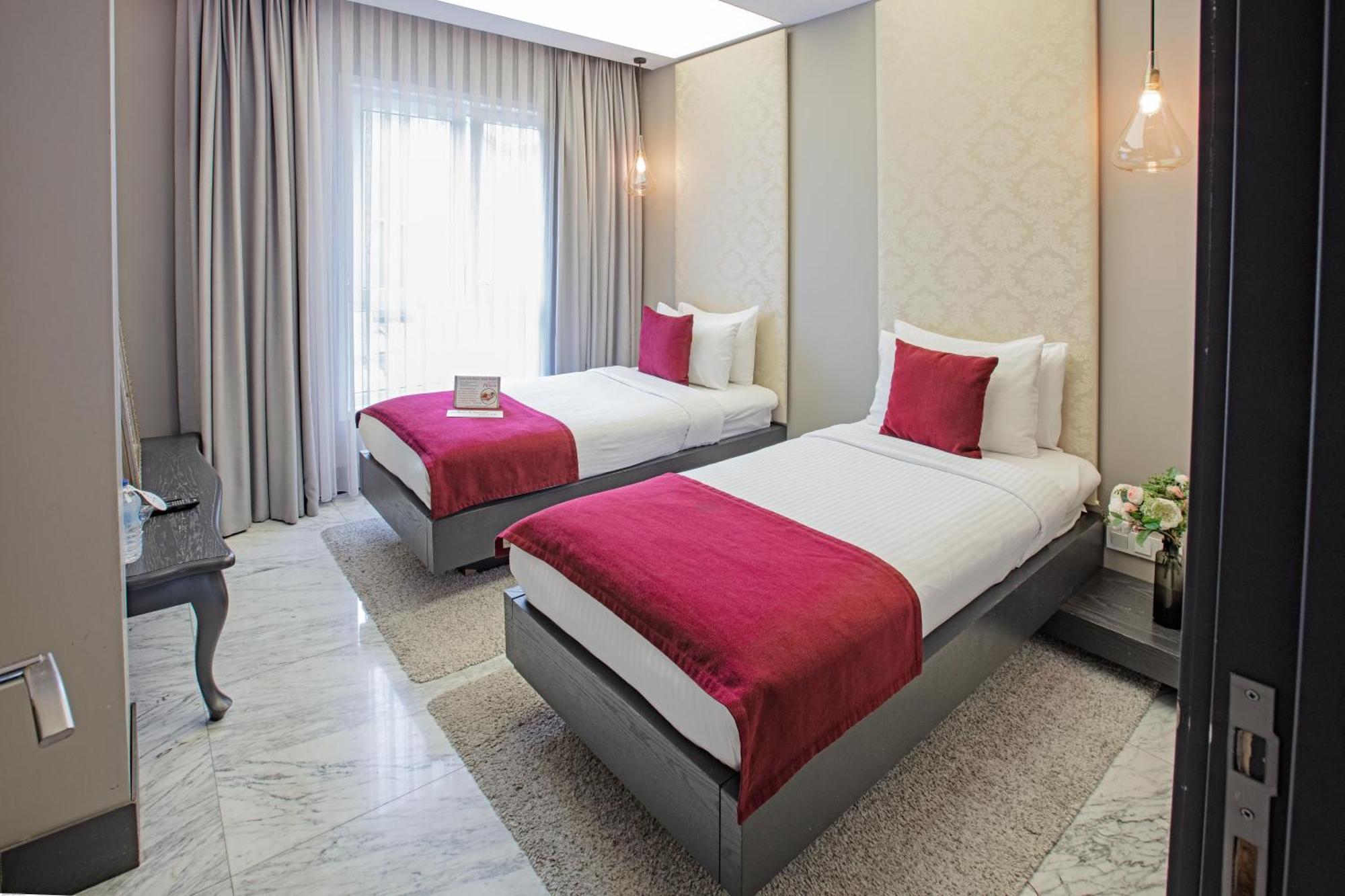 Family Suite,1216498102:JPEG