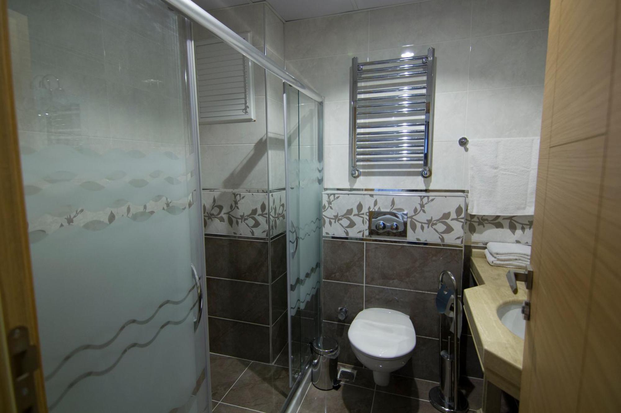 Triple Room,1407769142:JPEG