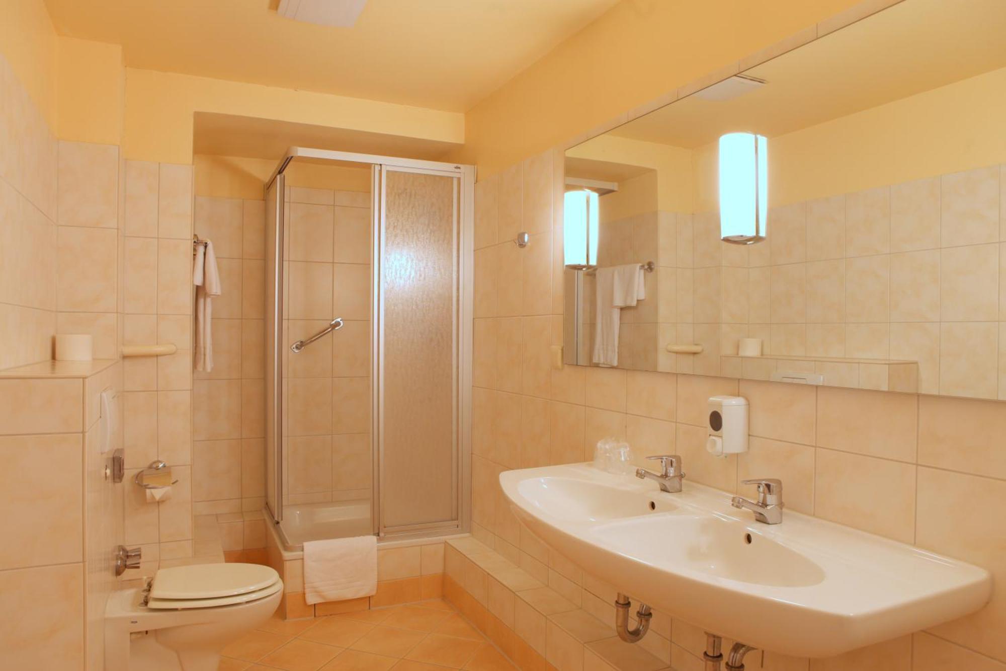 Comfort Doppelzimmer mit Dusche