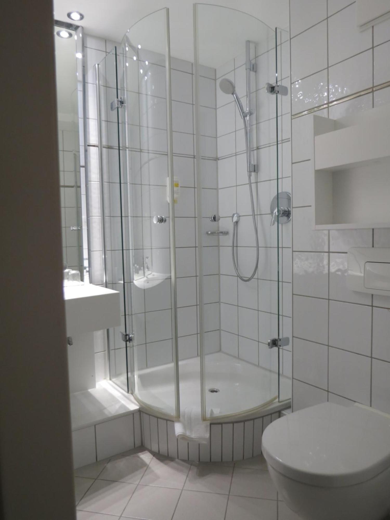 Basic Dreibettzimmer