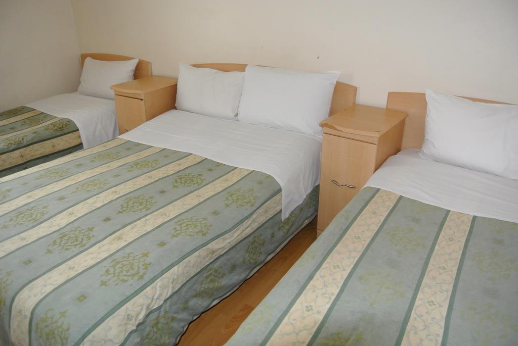 Vierbettzimmer