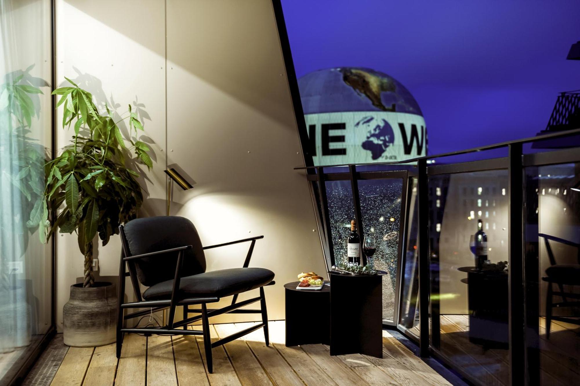 Apartment mit Balkon