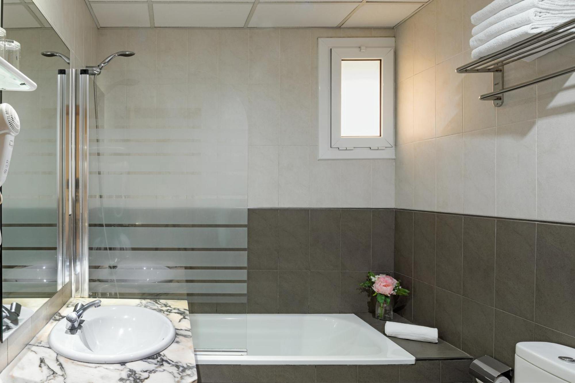 Dreibettzimmer