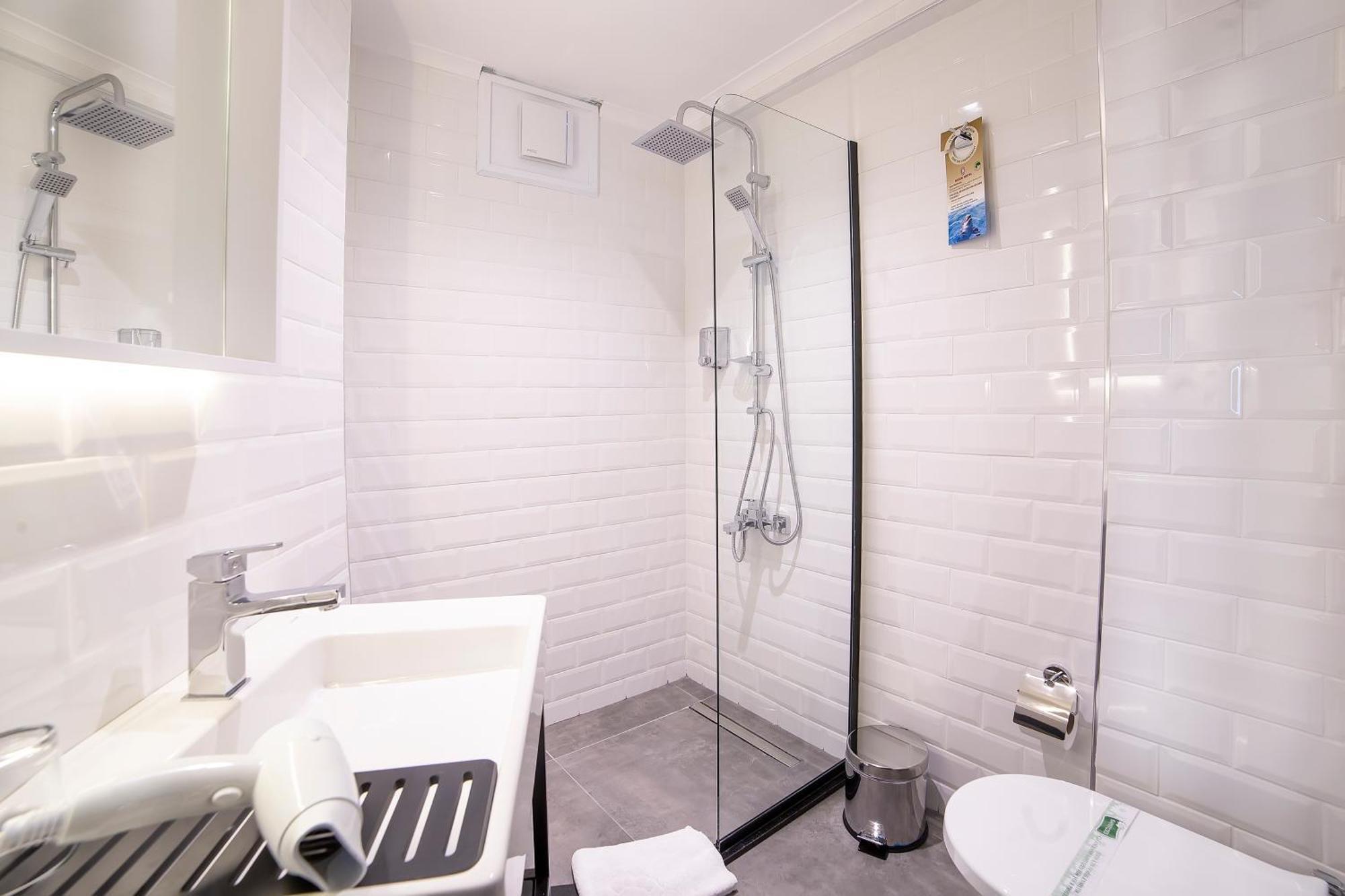 Suite with Balcony,1339368644:JPEG