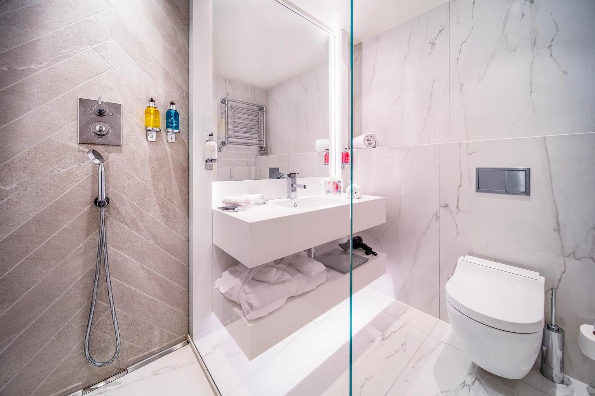 Einzigartig! Renoviertes Superior Zimmer 28m²