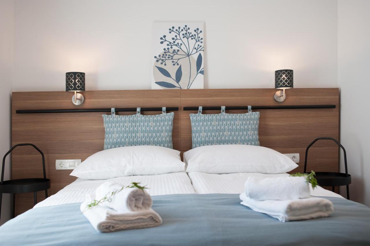 Doppelzimmer mit Balkon
