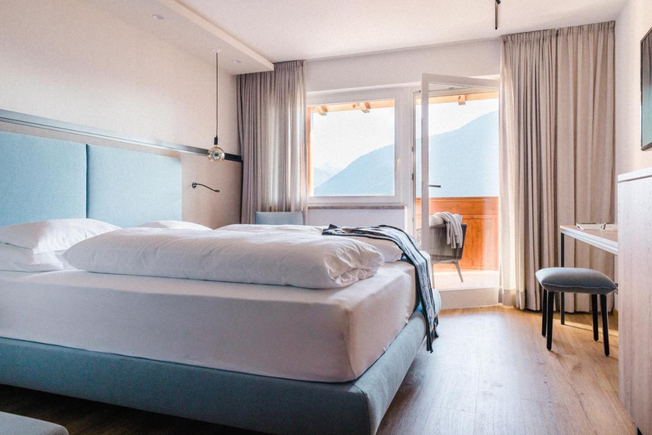 Double Room with Mountain View,1246396129:JPEG