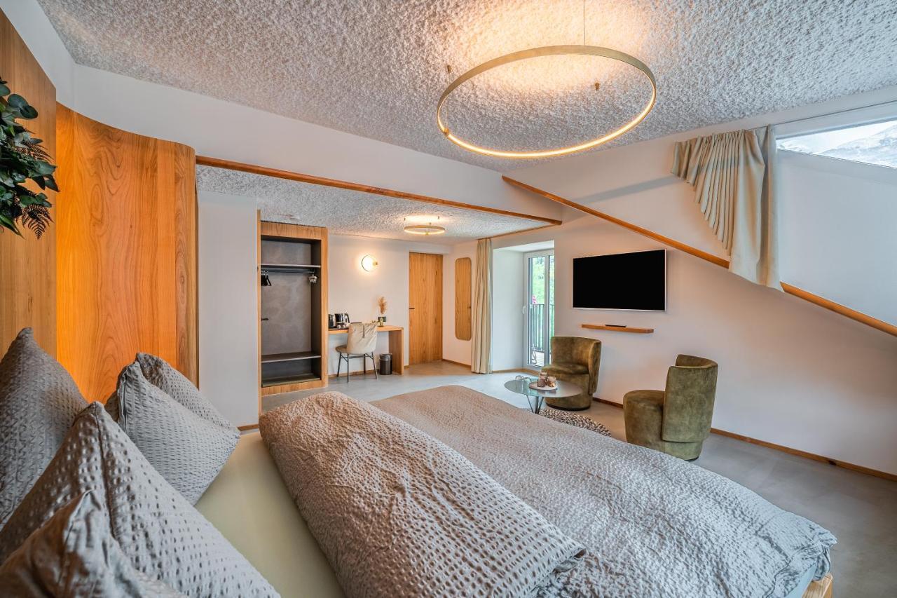 Suite mit Bergblick