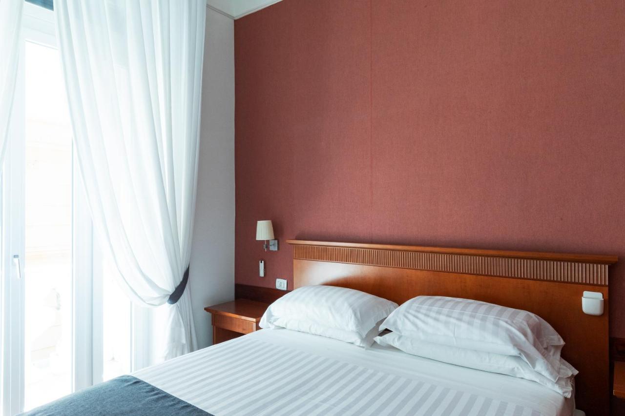 Superior Doppelzimmer mit seitlichem Meerblick