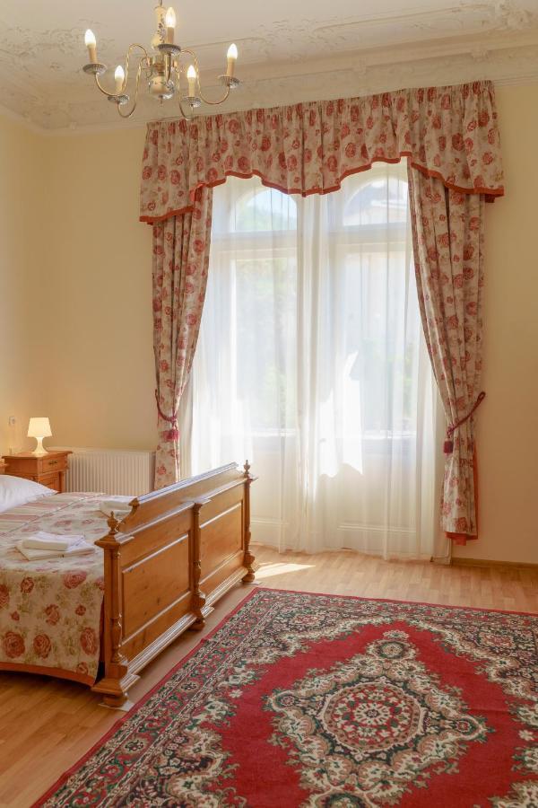 Deluxe Dreibettzimmer