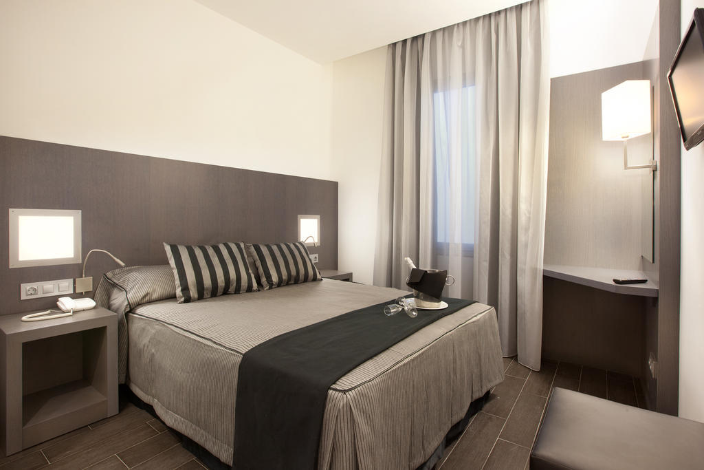 Superior Doppel- oder Zweibettzimmer mit Balkon