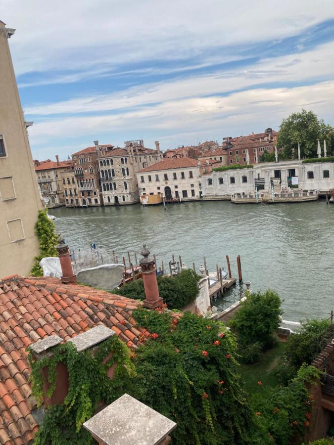 Suite mit Terrasse und Blick auf den Canal Grande