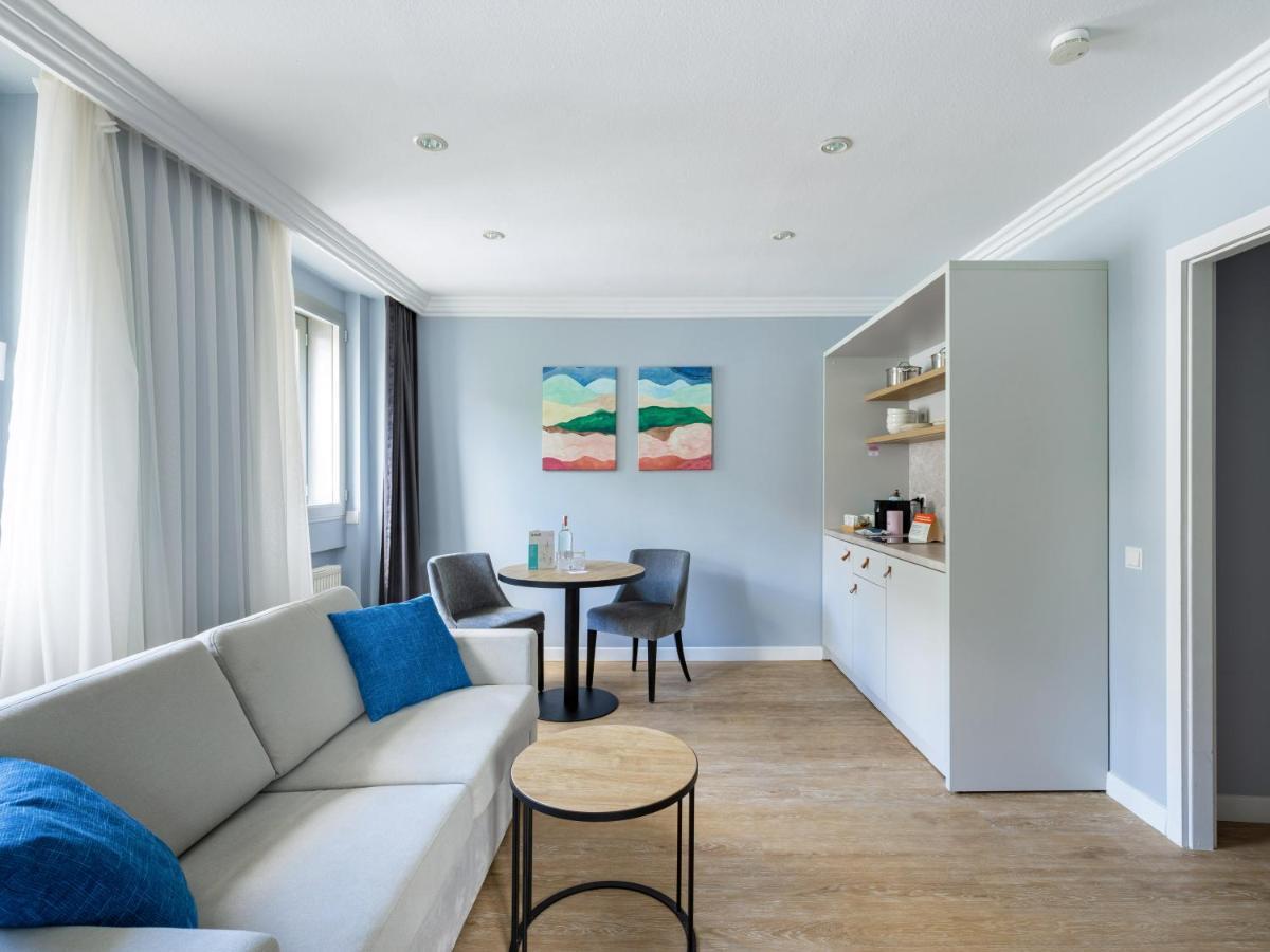Extragroßes Studio mit Küchenzeile und Schlafsofa
