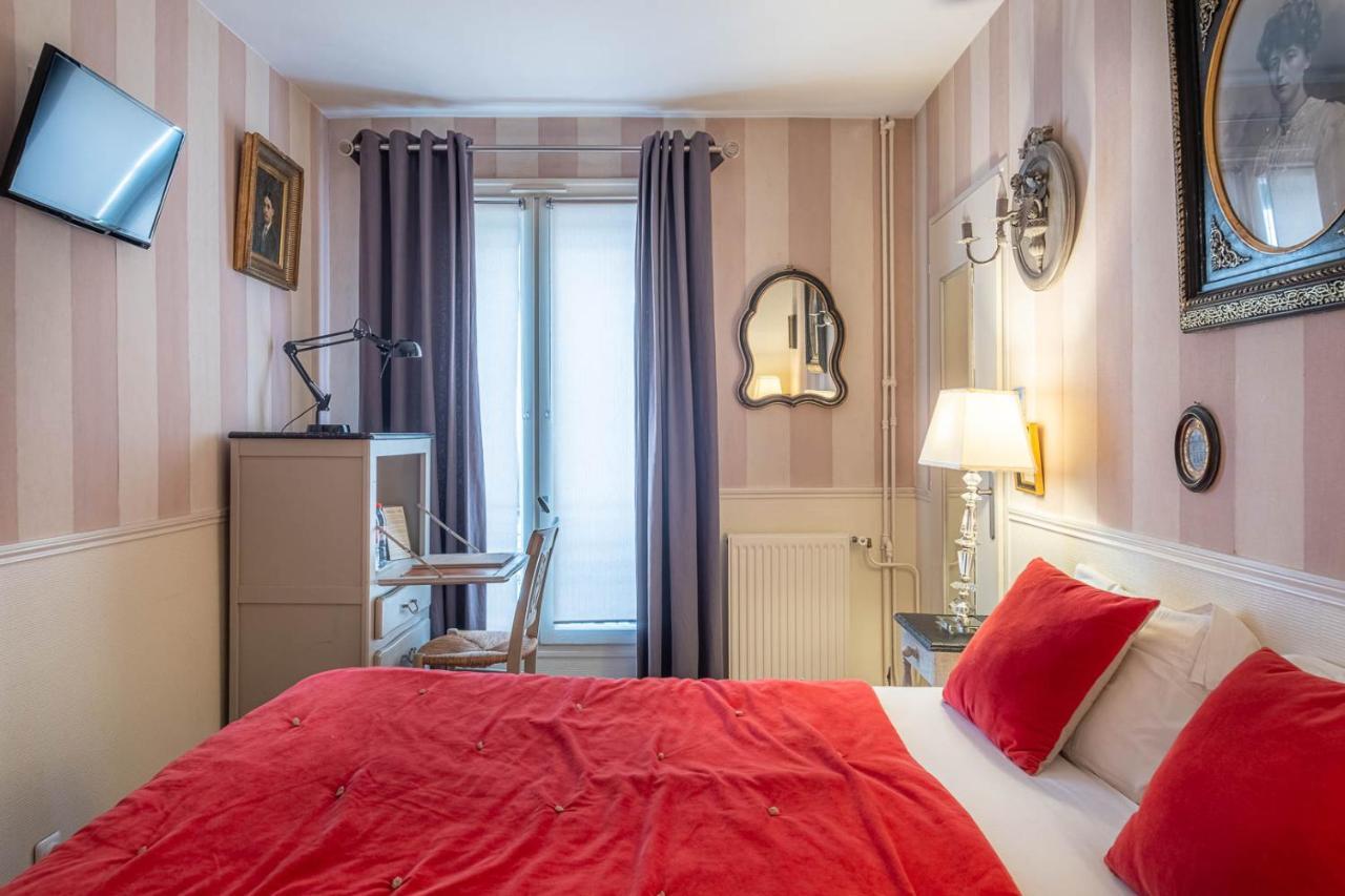 Zimmer mit Queensize-Bett