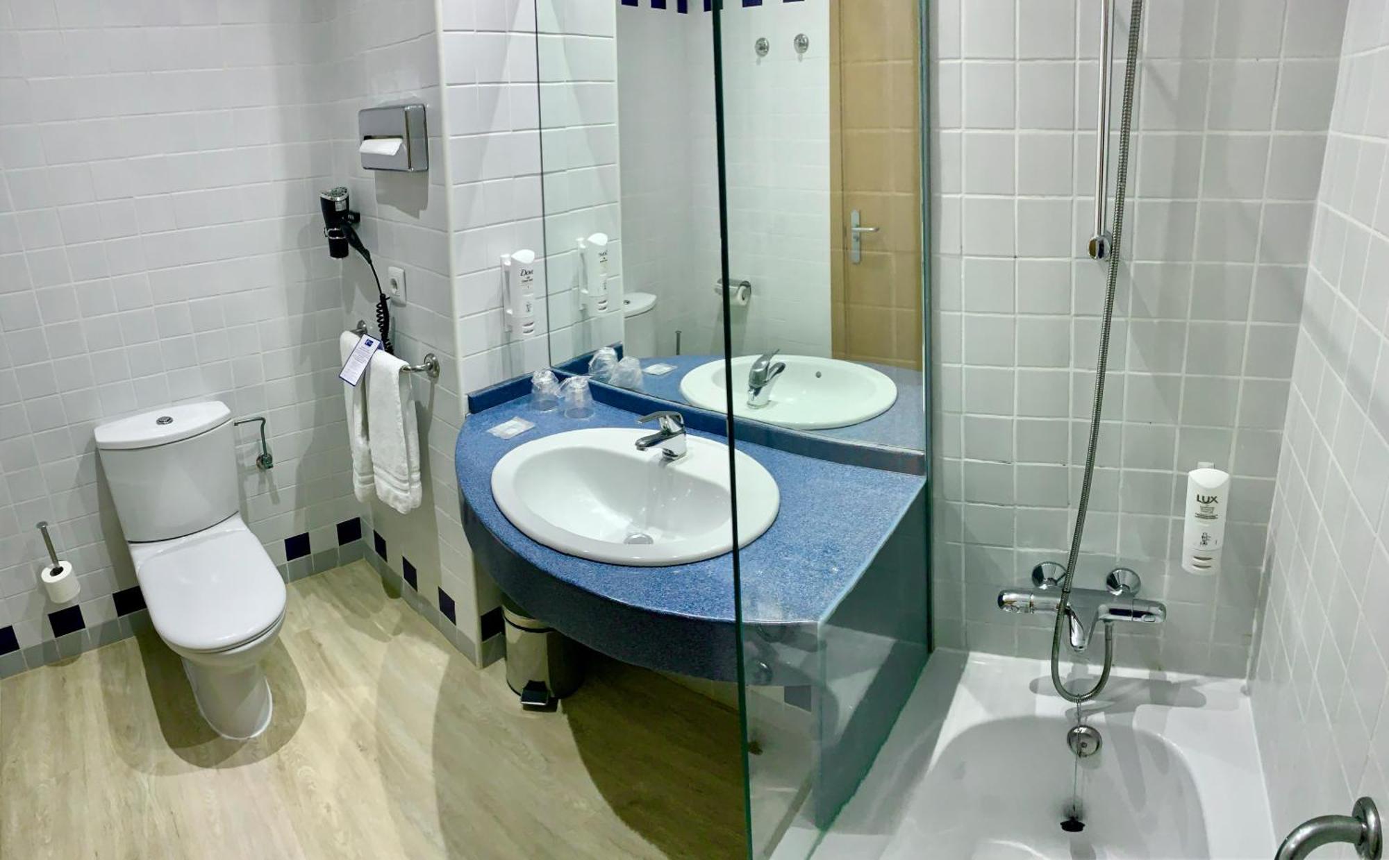 Standard Zimmer mit kostenfreiem Frühstück