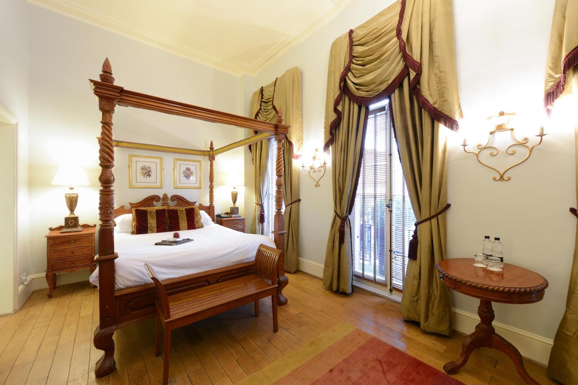 Pascha Suite