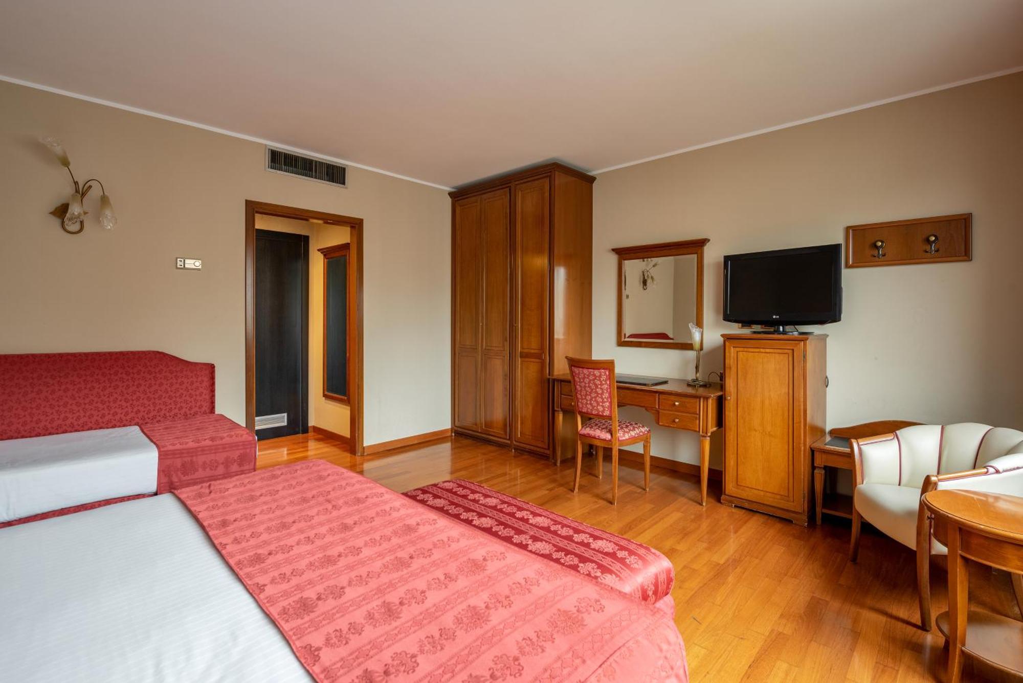 Dreibettzimmer