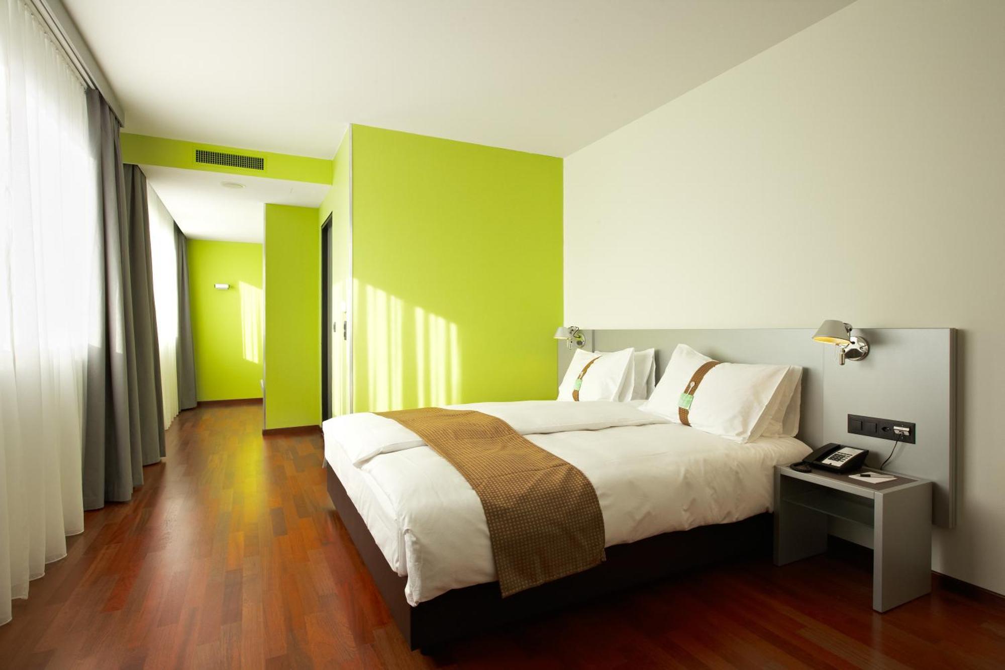 Premium Eckzimmer mit Kingsize-Bett