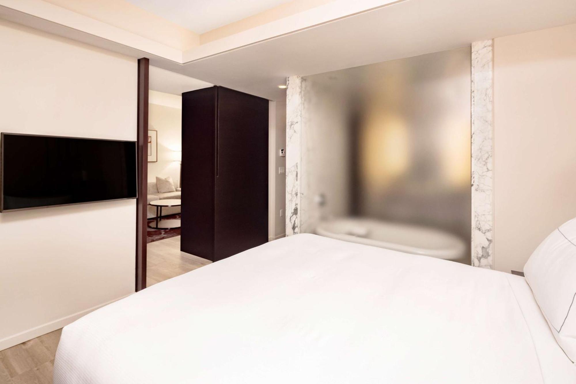 Suite King+ mit Kingsize-Bett und Schlafsofa