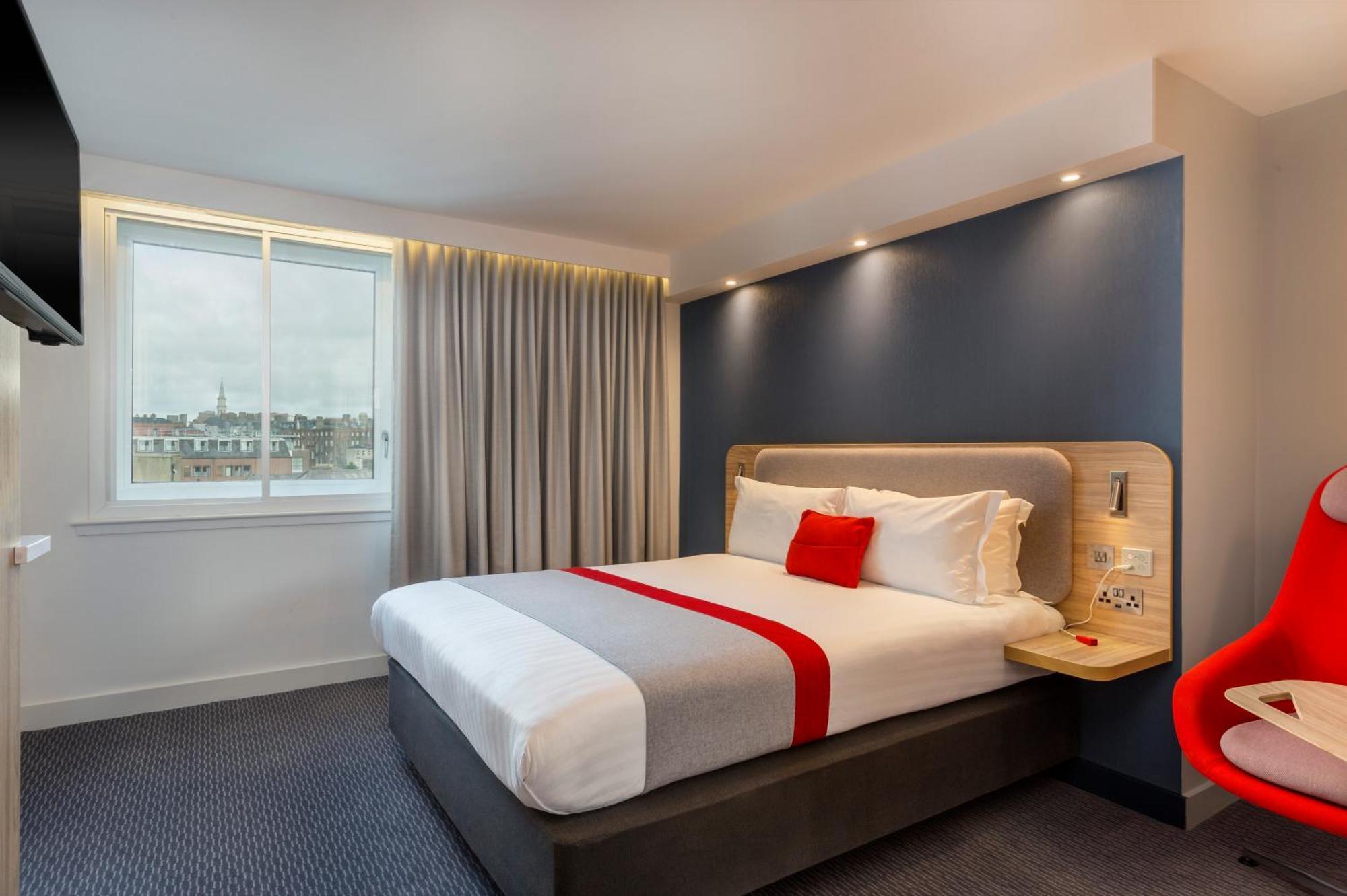 Standard Doppelzimmer mit Stadtblick und kostenlosem warmen Frühstück