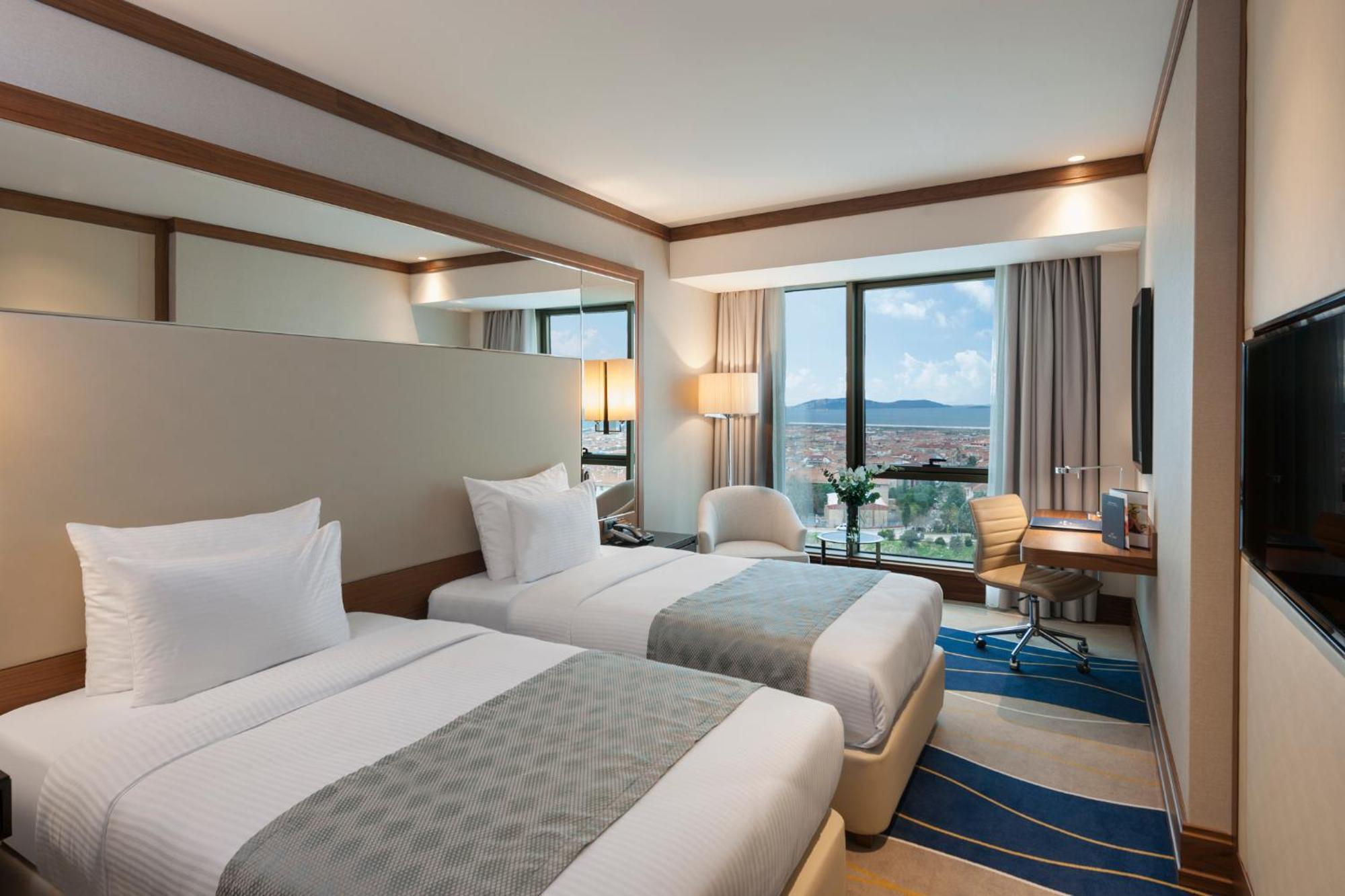 Deluxe-Zimmer mit 2 Einzelbetten und Meerblick
