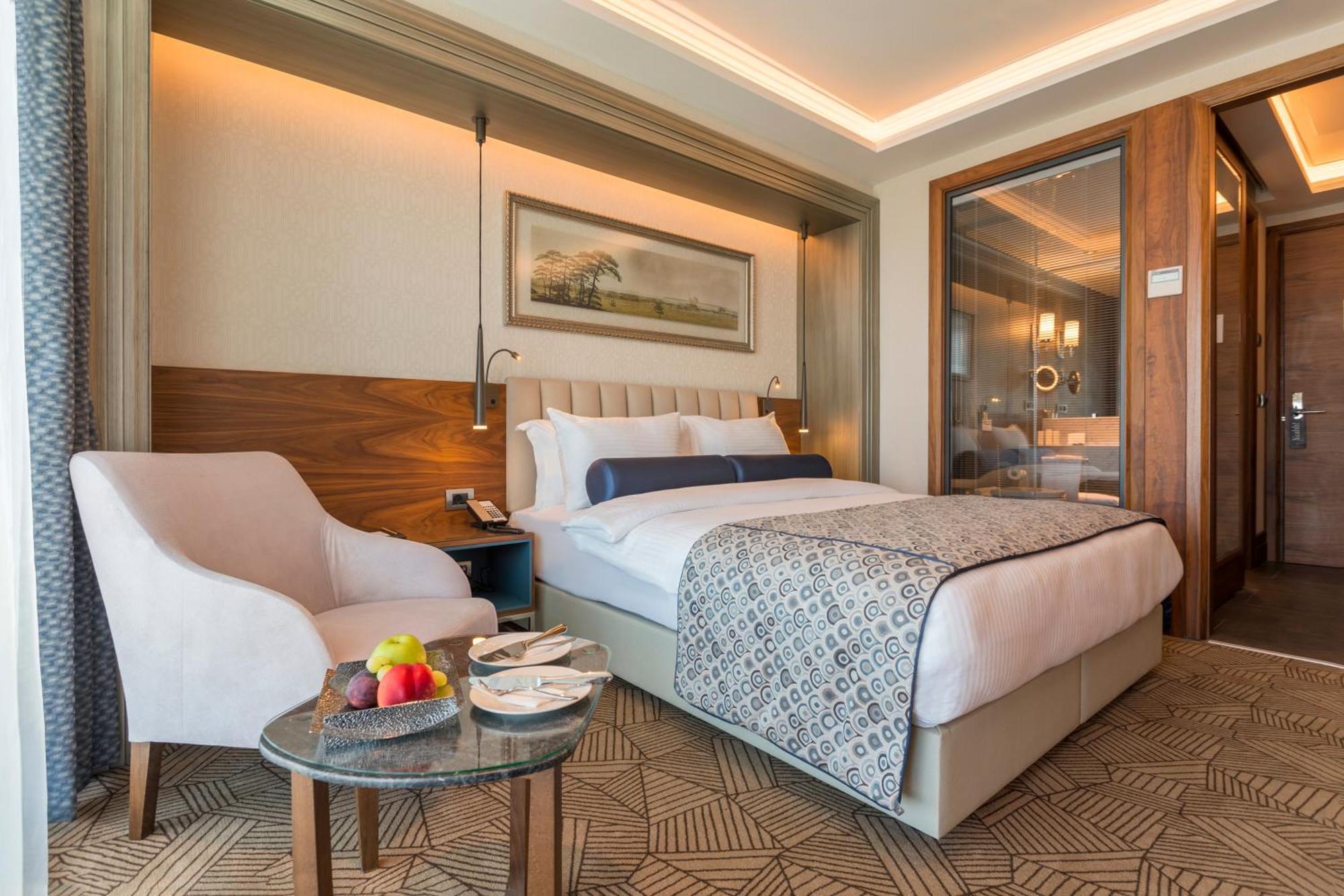 Executive Zimmer mit Queensize-Bett und Stadtblick
