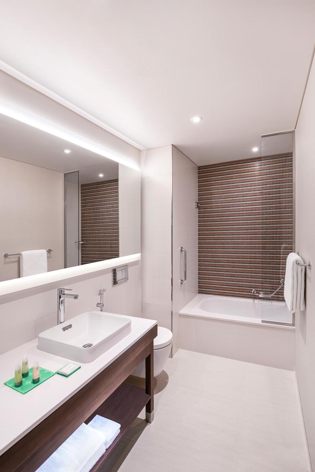 Twin Room with Sofa Bed with Free Breakfast & (15% discount on F&B)