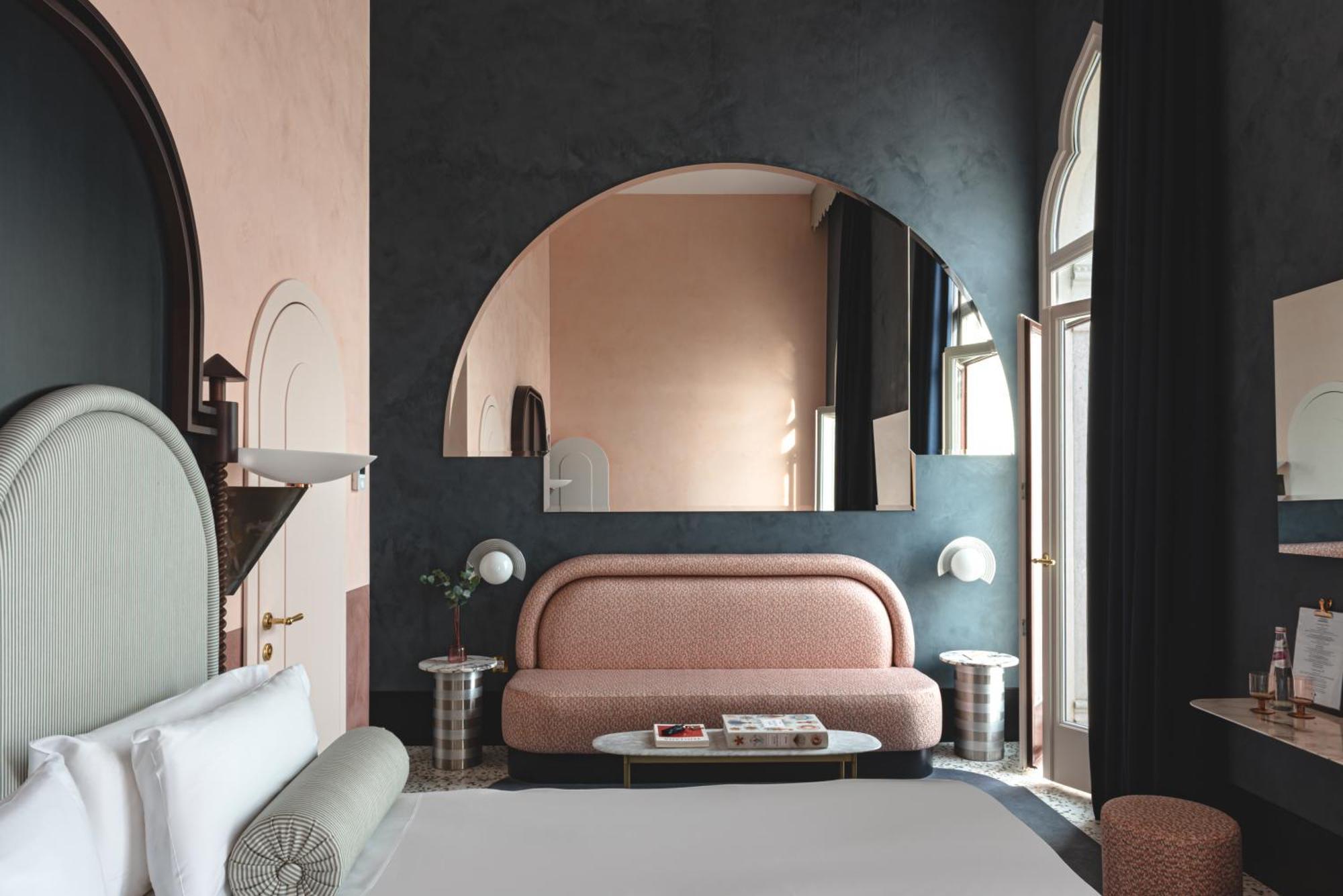 Executive Doppelzimmer mit Balkon und Kanalblick