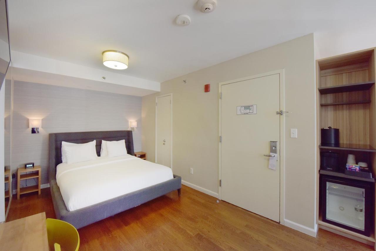 Premier Zimmer mit Queensize-Bett und Balkon