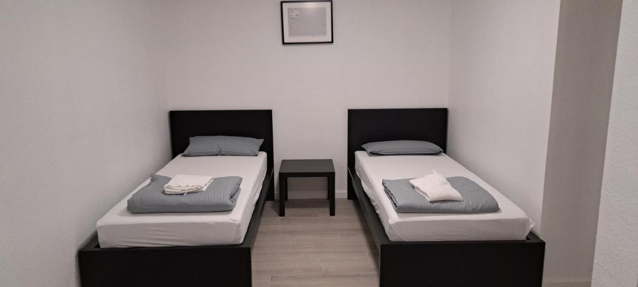 Dreibettzimmer