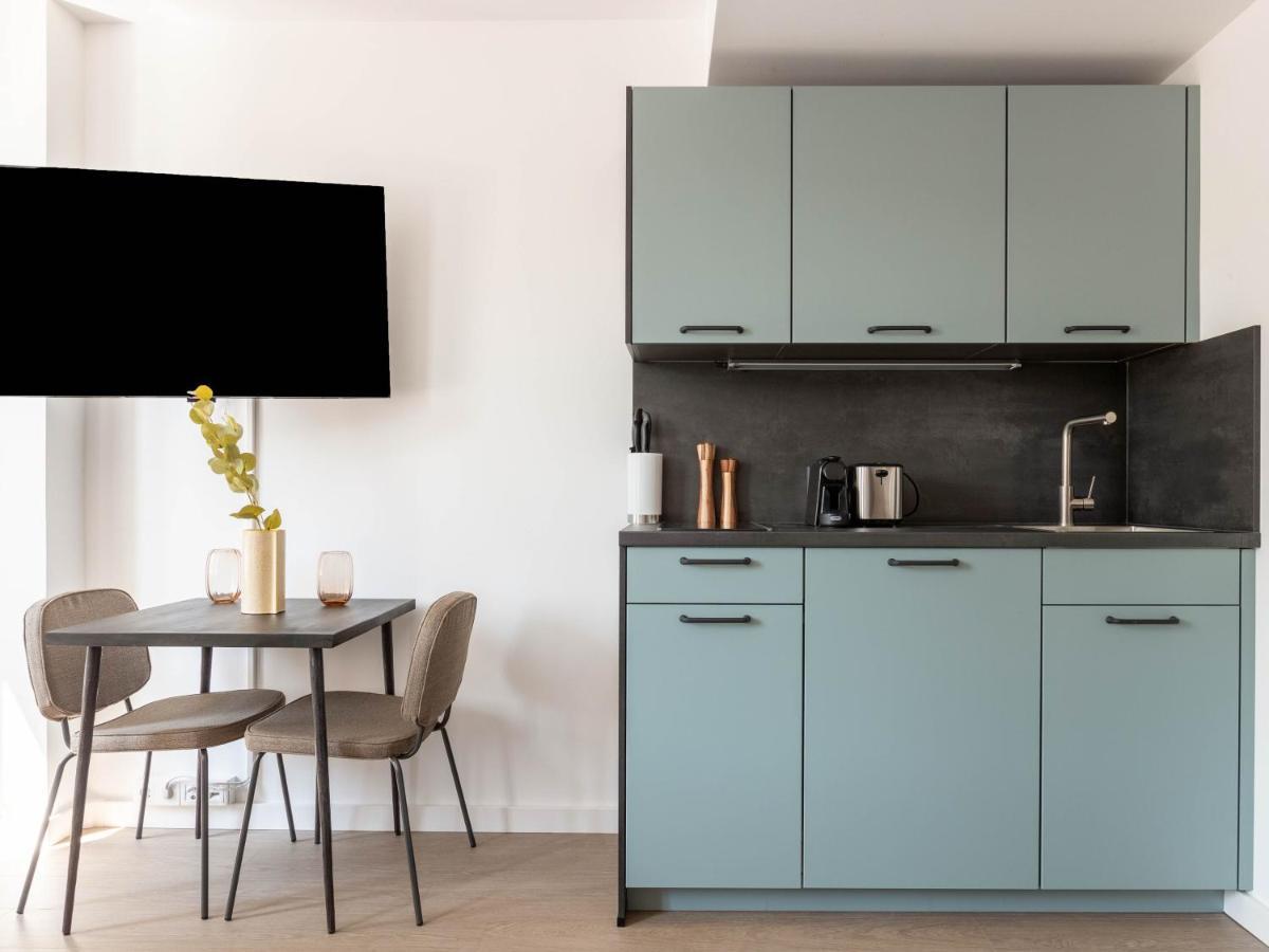 Suite,1292568055:JPEG