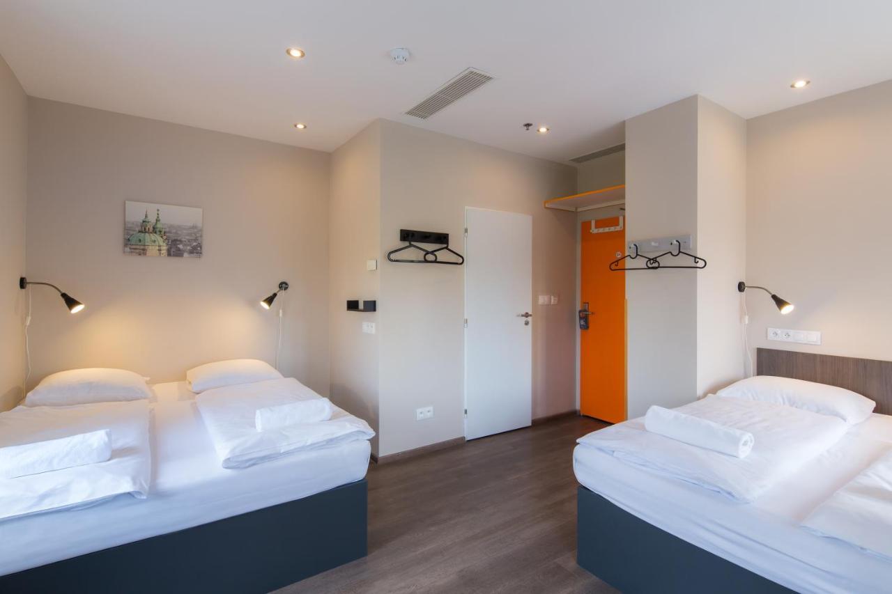 Quadruple Room,1293413422:JPEG