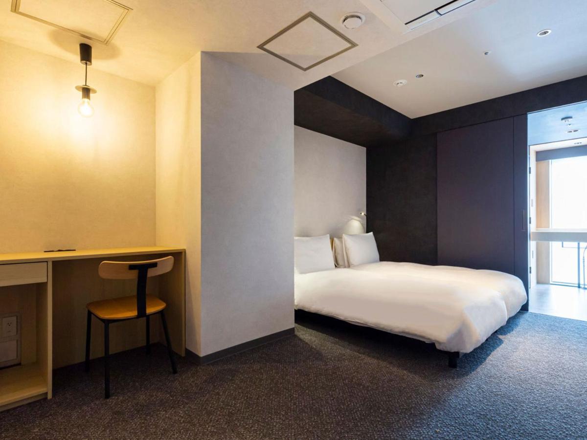 Superior Hollywood Twin Room,1297356262:JPEG