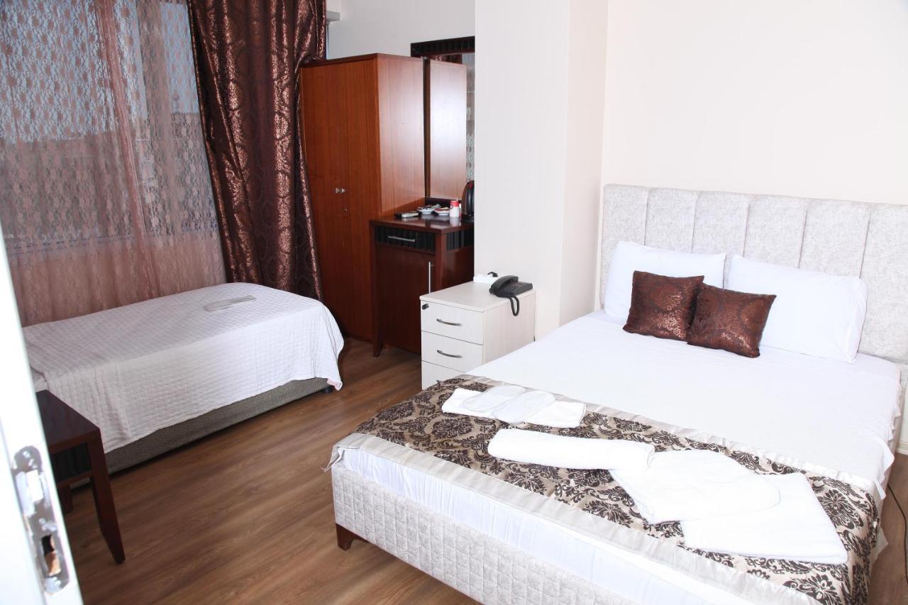 Triple Room,1298856811:JPEG