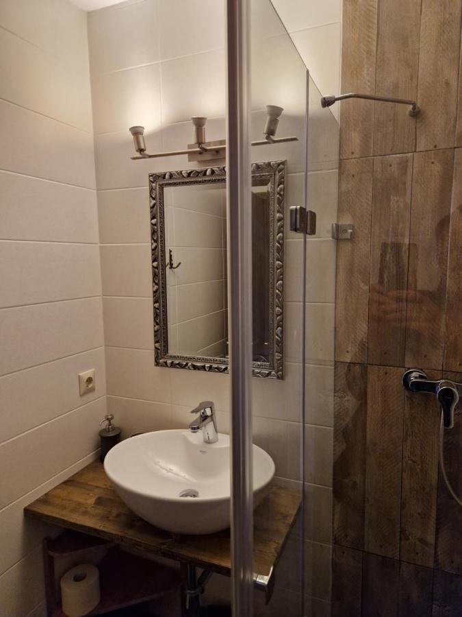 Doppelzimmer mit Balkon