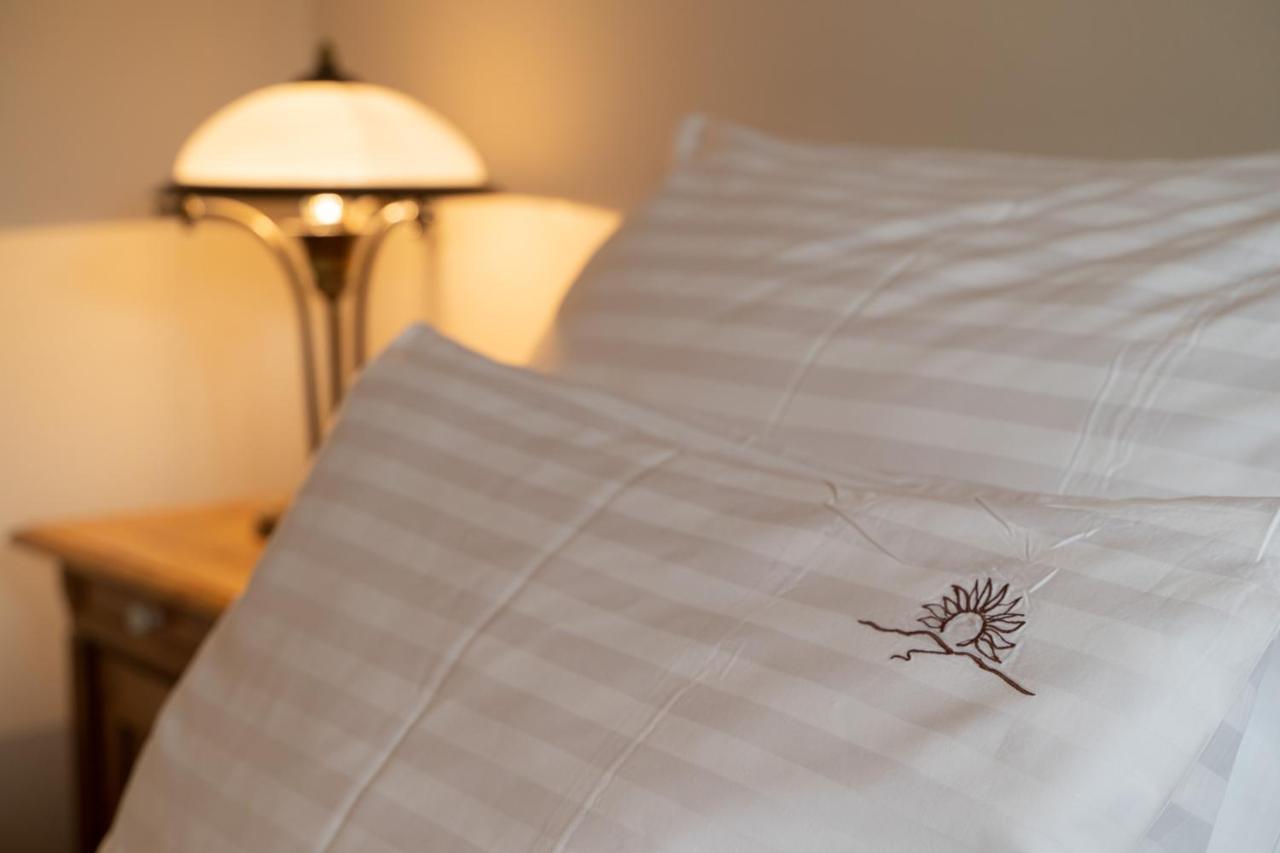Deluxe Doppelzimmer mit Zustellbett und Terrasse