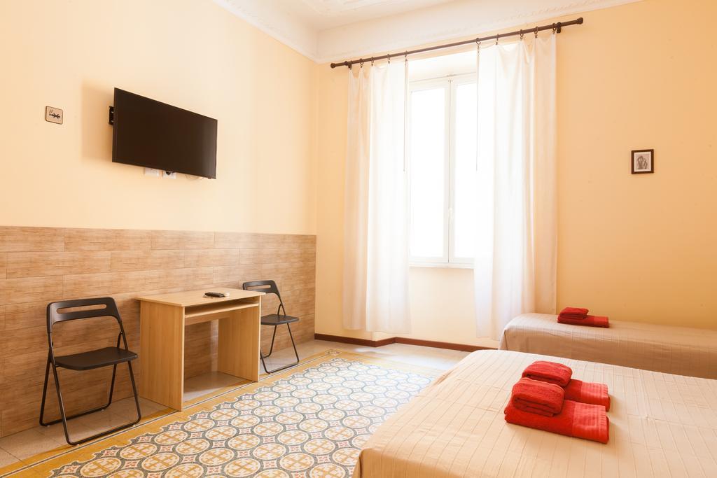 Vierbettzimmer mit eigenem Bad
